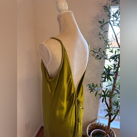Topshop Satin Maxi  in Light Green size 14 NEVER WORN/NEW ✨ - Picture 10 of 16